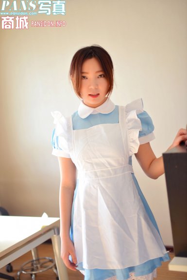 爱游戏(中国)|谢霆锋重拾吉他上演live秀 引粉丝集体致青春(图1) 爱游戏(中国)